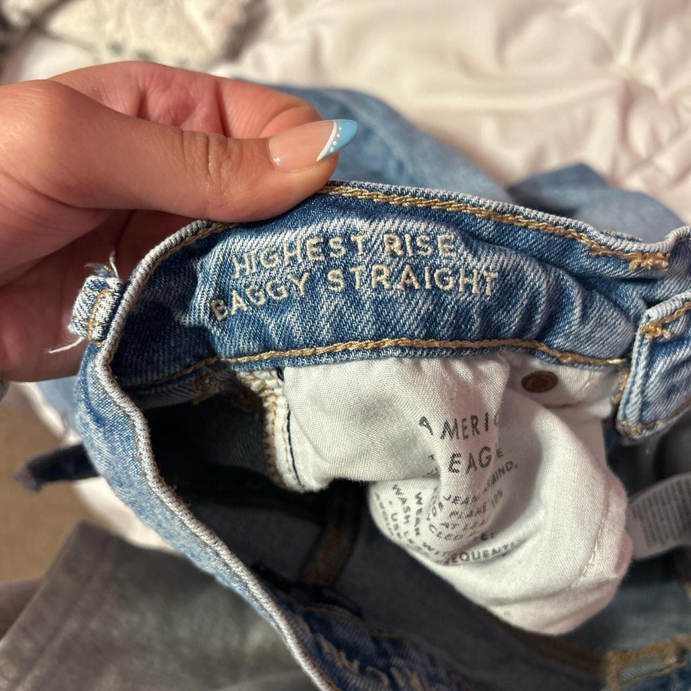 American Eagle Outfitters High Rise Baggy Straight Jeans - Light Blue